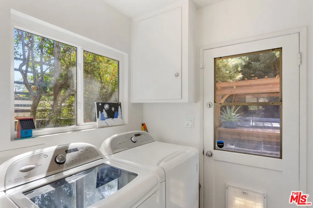 3631 Division Street Los Angeles, CA 90065