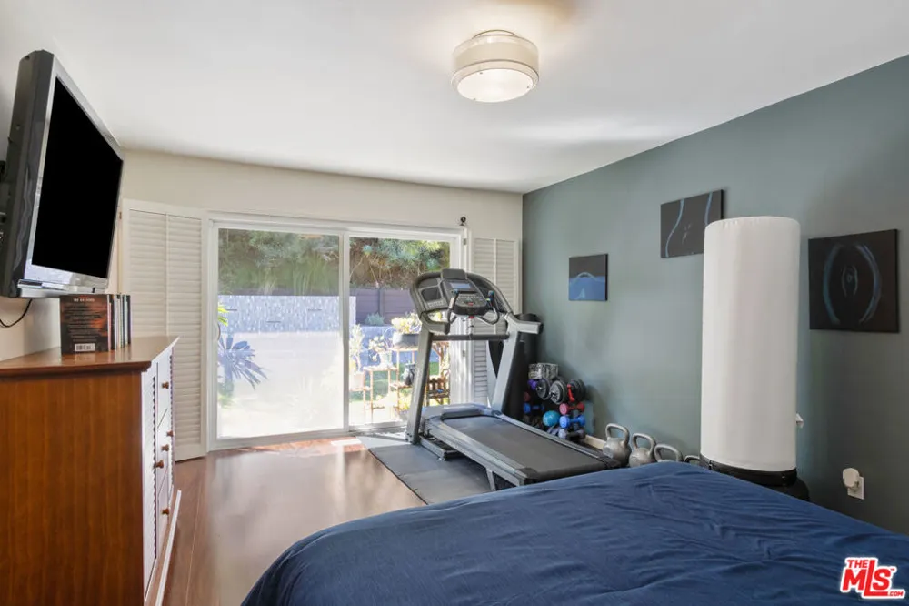 3631 Division Street Los Angeles, CA 90065