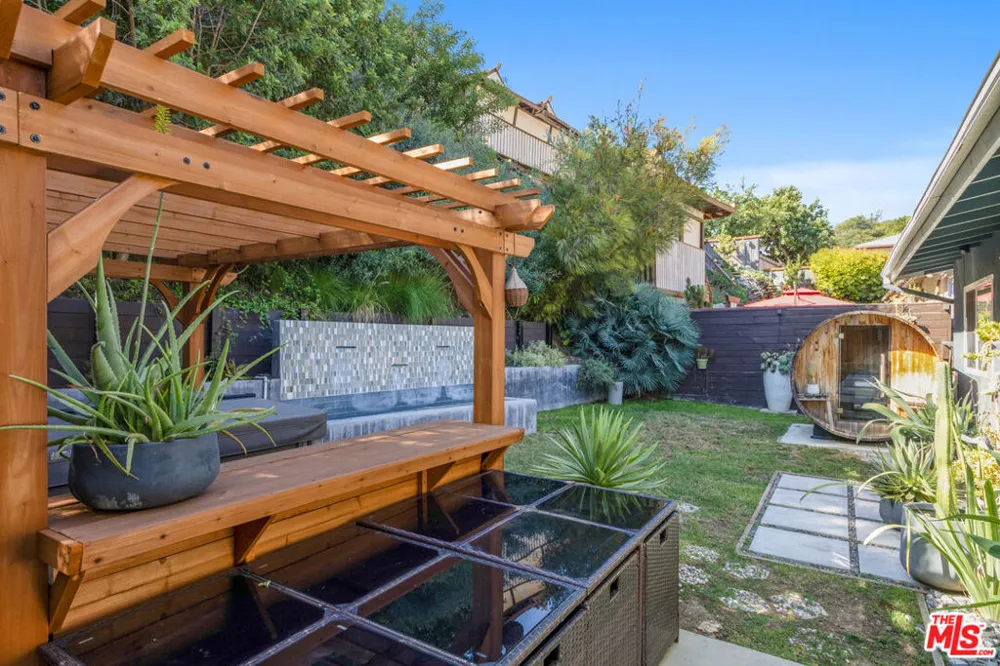 3631 Division Street Los Angeles, CA 90065