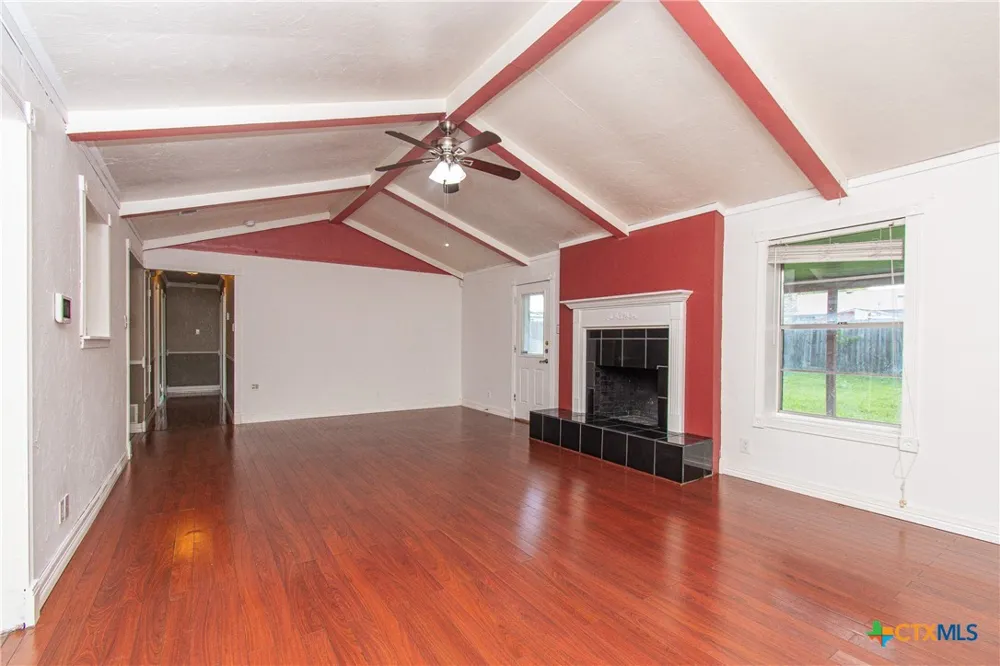 2001 Eisenhower Drive Killeen, TX 76543