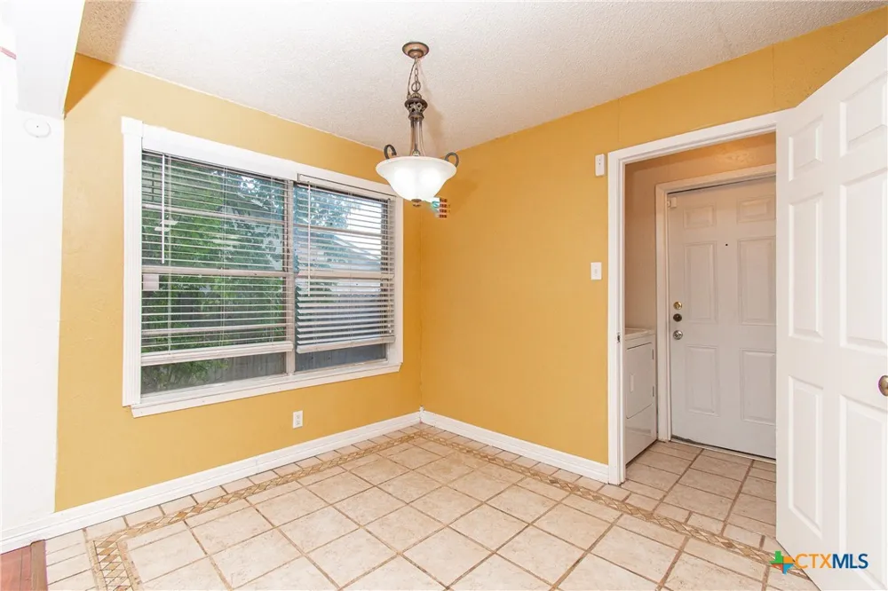 2001 Eisenhower Drive Killeen, TX 76543