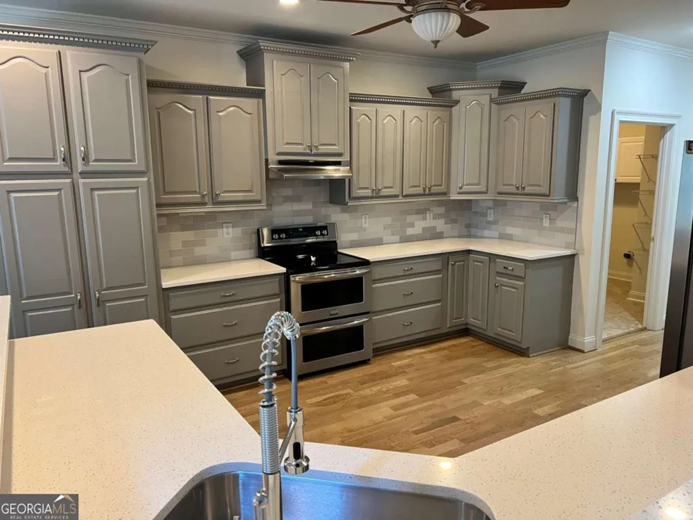 194 Sweetwater RDG Hoschton, GA 30548