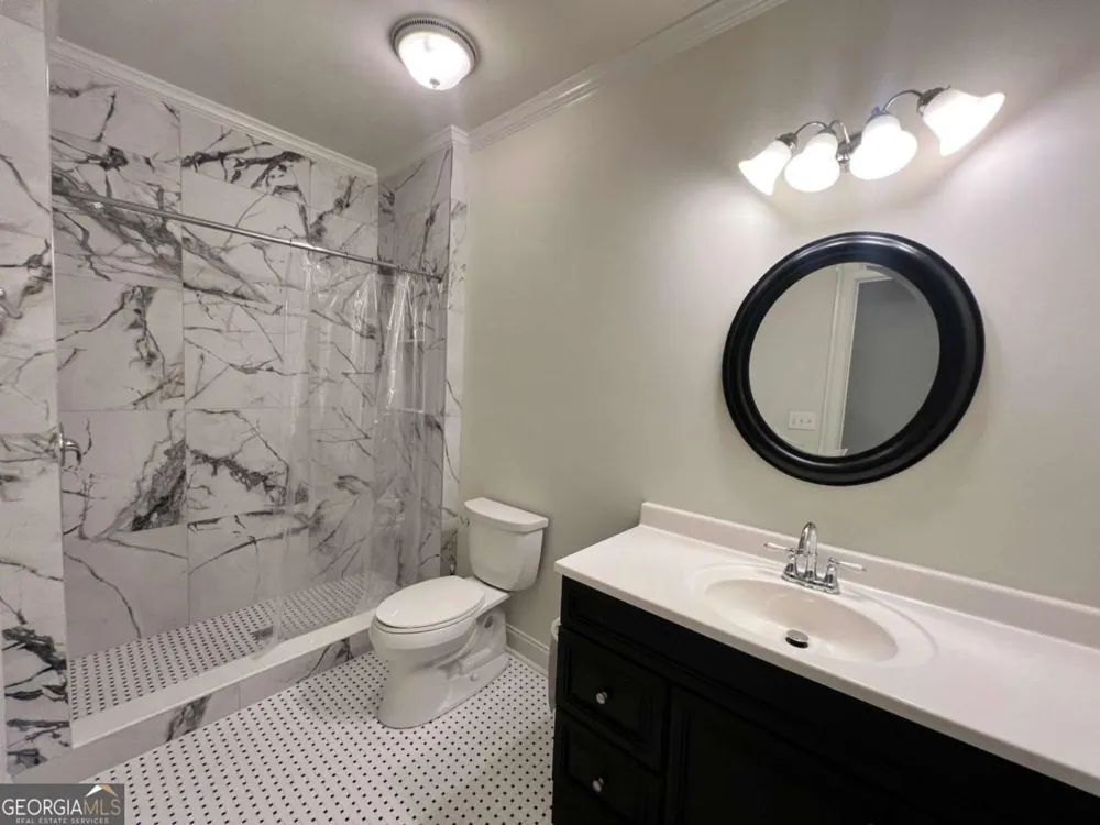 194 Sweetwater RDG Hoschton, GA 30548