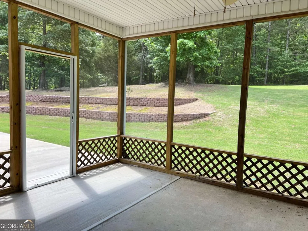 194 Sweetwater RDG Hoschton, GA 30548