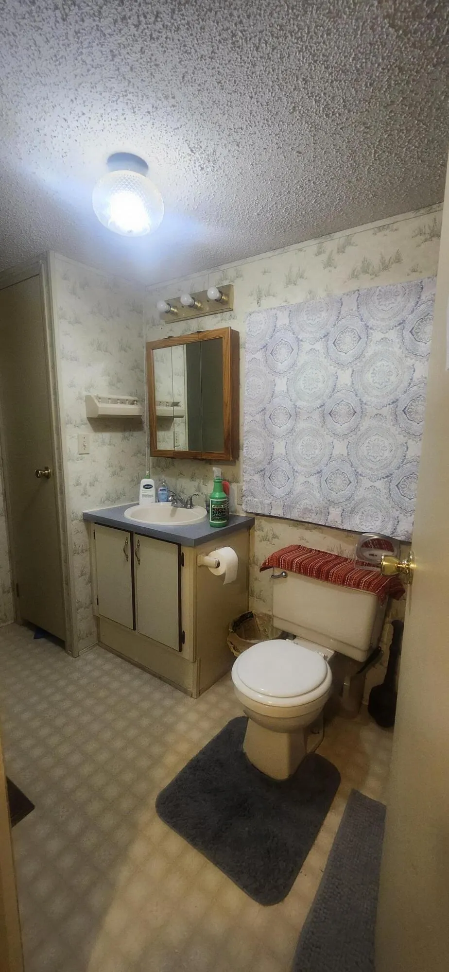 402 Northway Drive Houghton Lake, MI 48629