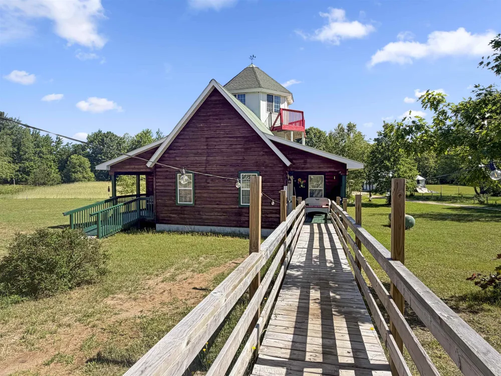 13195 Pak Road Springdale Township, MI 49614