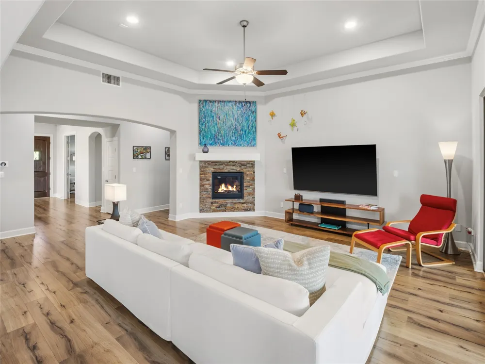 1501 Chalk Bluff Court Leander, TX 78641