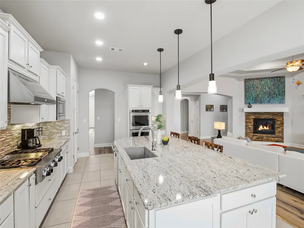 1501 Chalk Bluff Court Leander, TX 78641