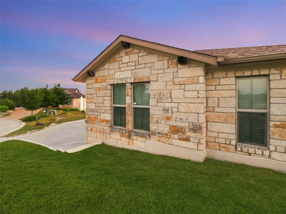1501 Chalk Bluff Court Leander, TX 78641