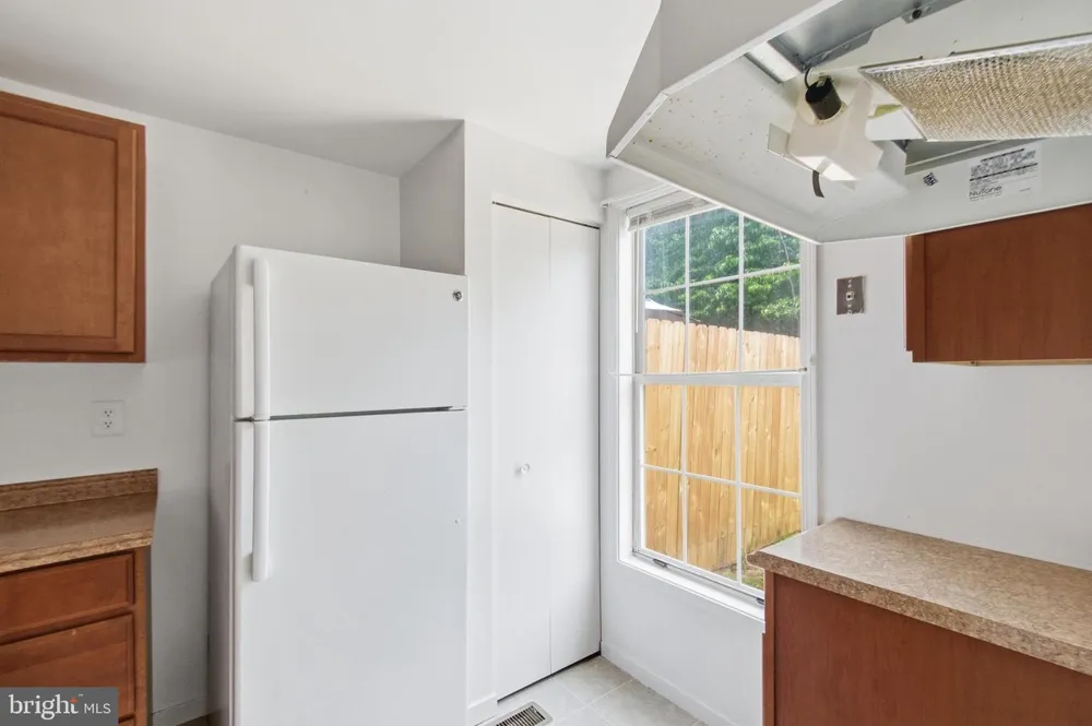 845 OAK LEAF COURT Warrenton, VA 20186