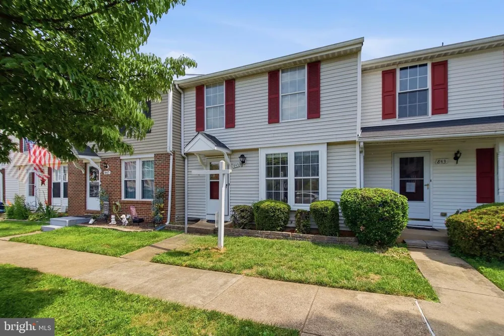 845 OAK LEAF COURT Warrenton, VA 20186