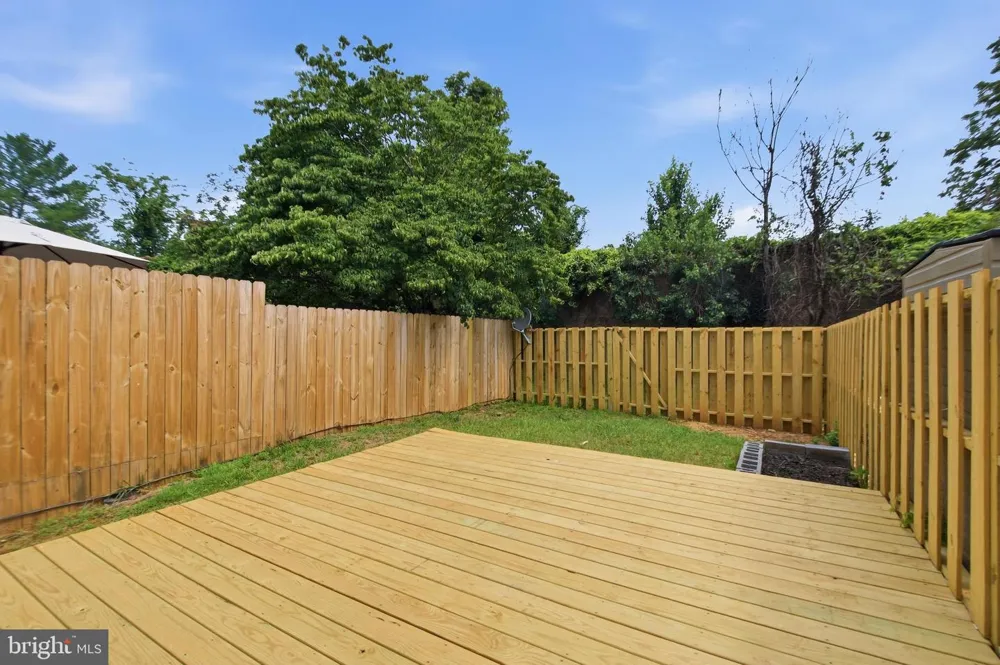 845 OAK LEAF COURT Warrenton, VA 20186