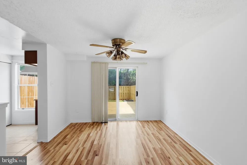 845 OAK LEAF COURT Warrenton, VA 20186