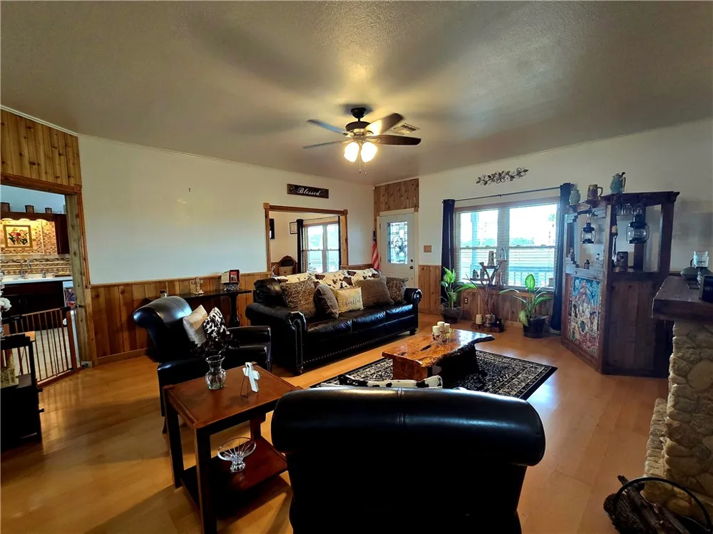 3893 County Road 61 Robstown, TX 78380