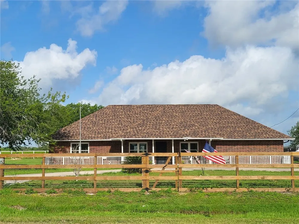 3893 County Road 61 Robstown, TX 78380