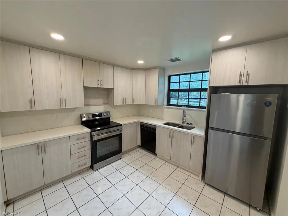 2065 NE 139th Street North Miami Beach, FL 33181