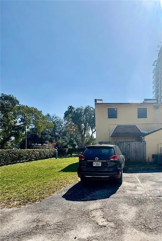 2065 NE 139th Street North Miami Beach, FL 33181