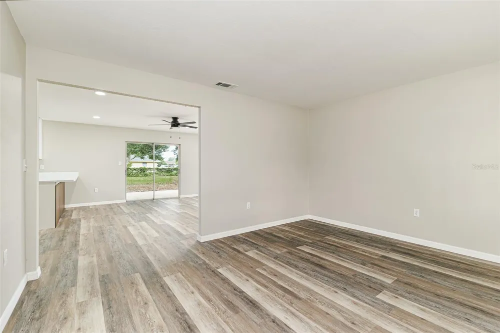 5421 LAKE LUTHER ROAD Lakeland, FL 33805
