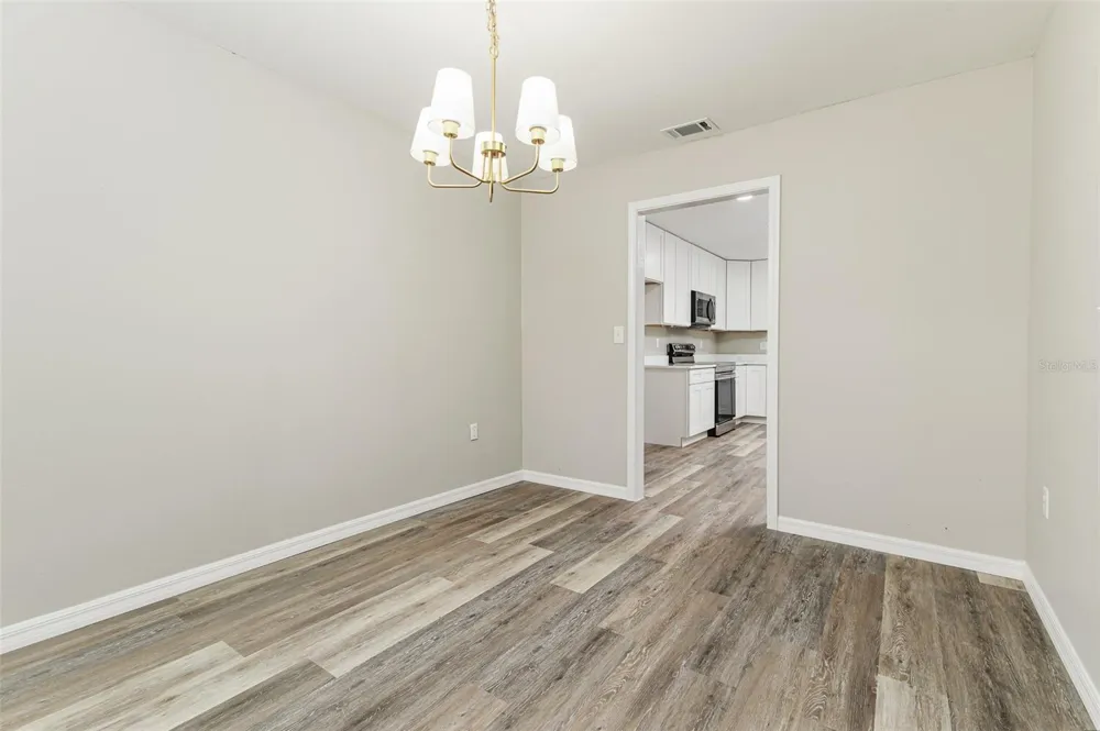 5421 LAKE LUTHER ROAD Lakeland, FL 33805