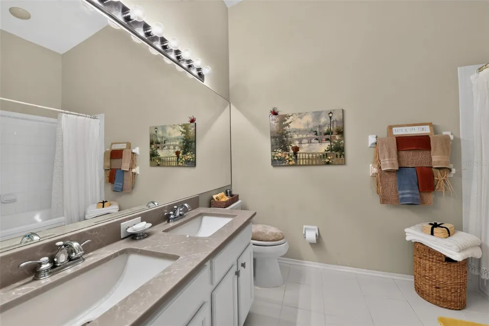4725 SABAL KEY DRIVE Bradenton, FL 34203