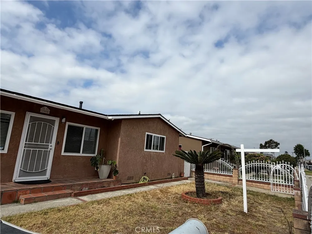 164 E 235th Street Carson, CA 90745