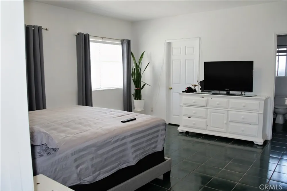 164 E 235th Street Carson, CA 90745