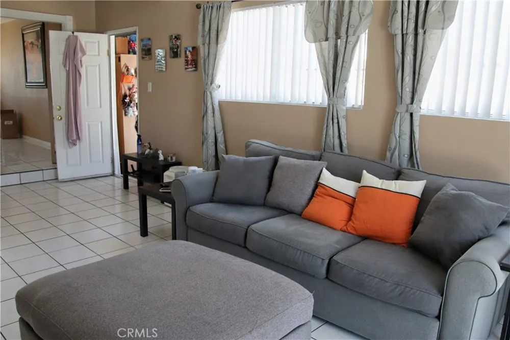 164 E 235th Street Carson, CA 90745