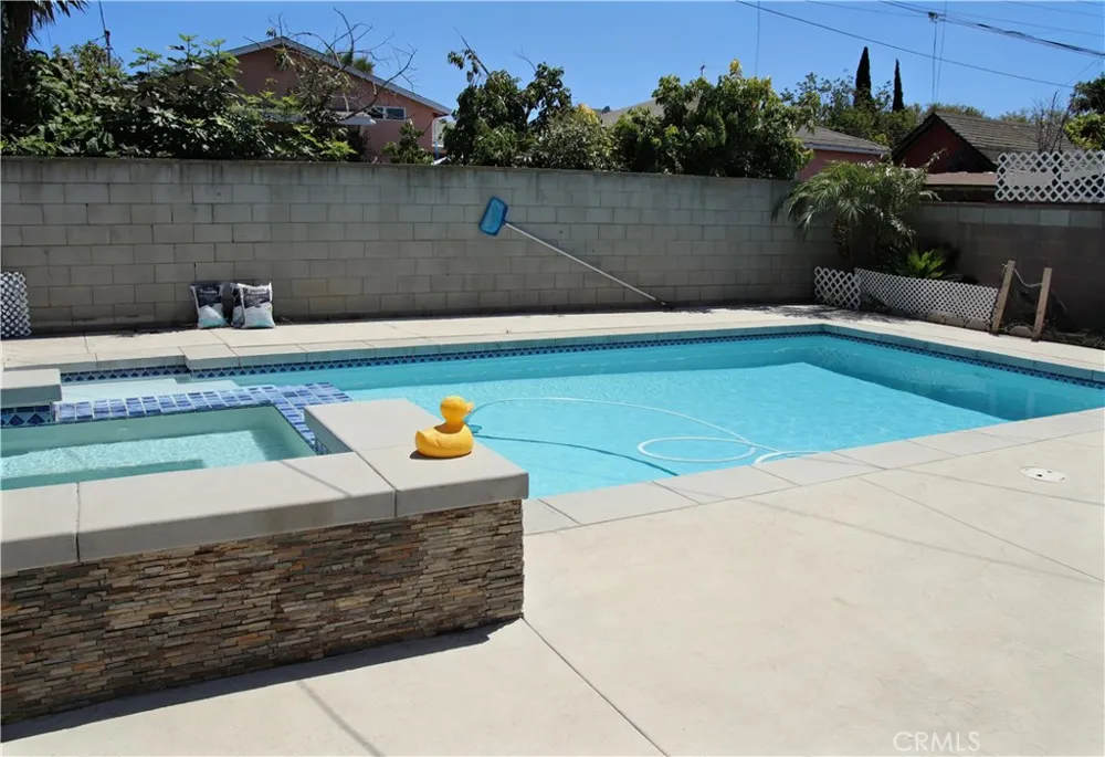 164 E 235th Street Carson, CA 90745