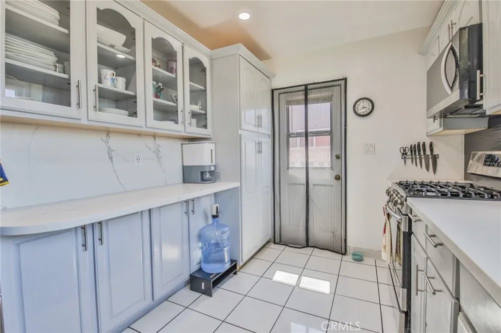 164 E 235th Street Carson, CA 90745