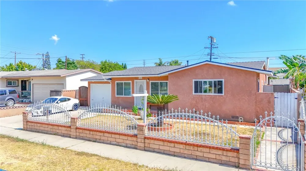 164 E 235th Street Carson, CA 90745