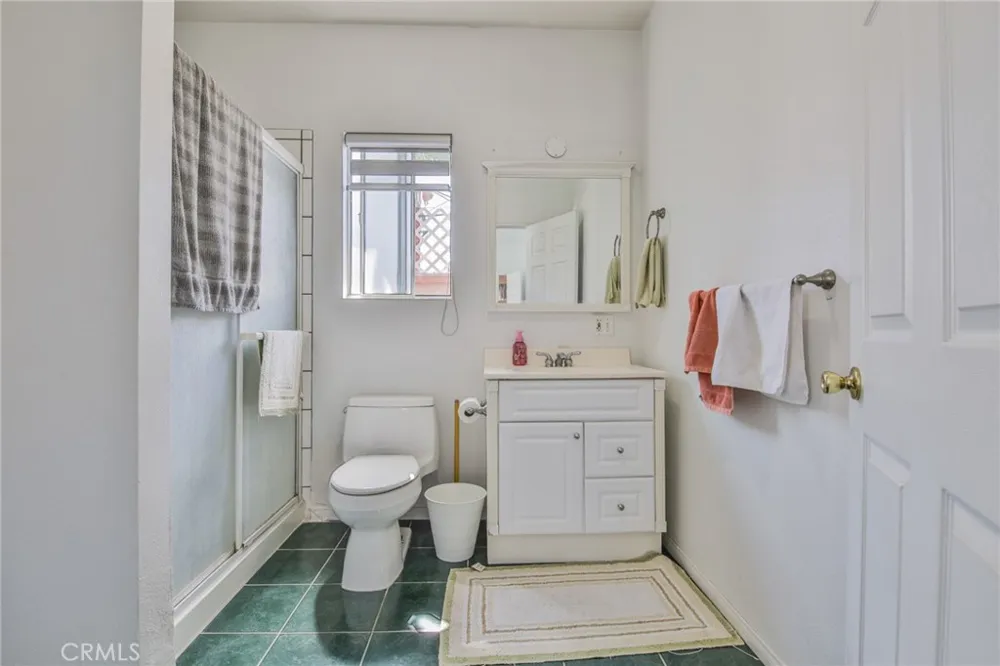 164 E 235th Street Carson, CA 90745