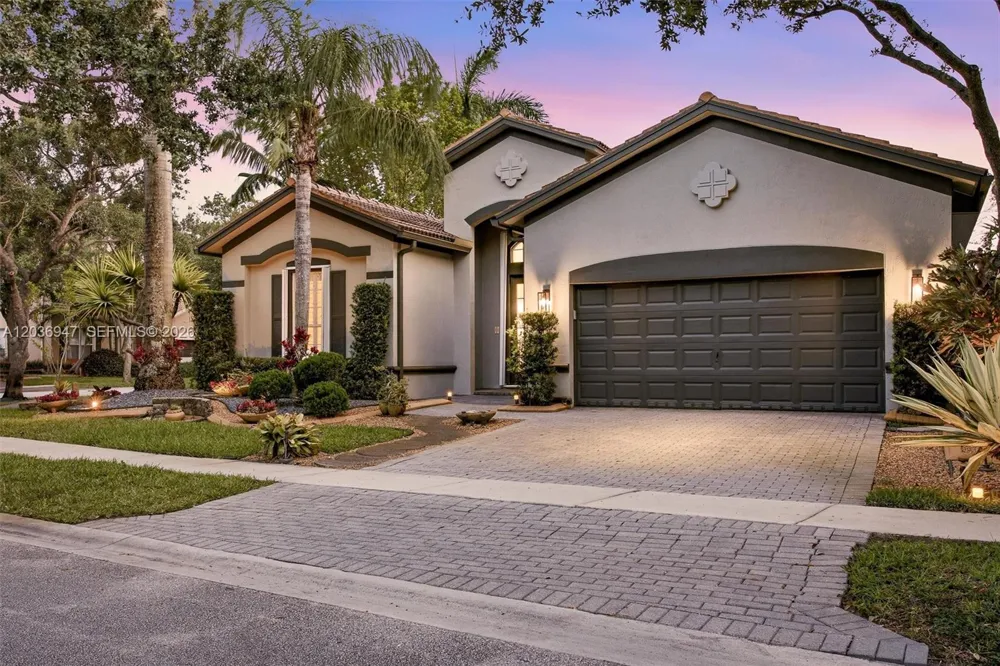 19308 Stonebrook St Weston, FL 33332