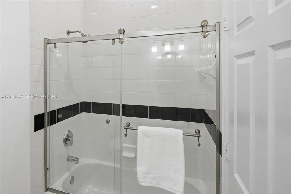 19308 Stonebrook St Weston, FL 33332