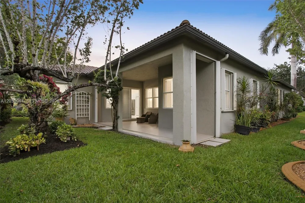19308 Stonebrook St Weston, FL 33332