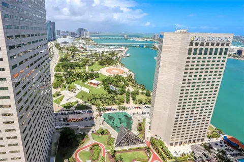 325 S Biscayne Blvd #3616