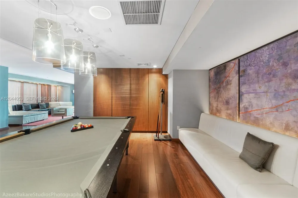 325 S Biscayne Blvd #3616 Miami, FL 33131
