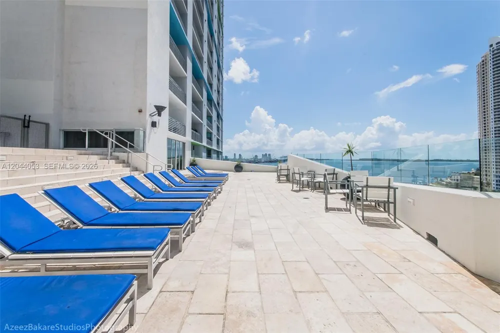 325 S Biscayne Blvd #3616 Miami, FL 33131