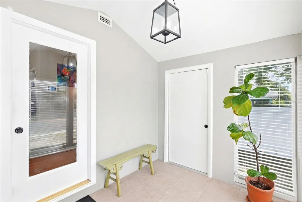 3220 16TH STREET St Petersburg, FL 33704