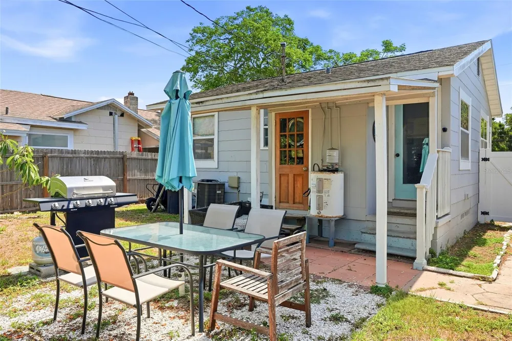 3220 16TH STREET St Petersburg, FL 33704