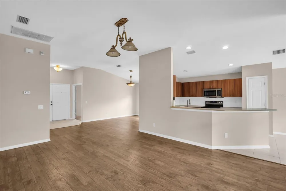 12415 RUSTIC VIEW COURT Tampa, FL 33635