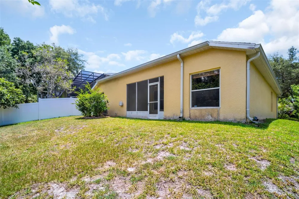 12415 RUSTIC VIEW COURT Tampa, FL 33635