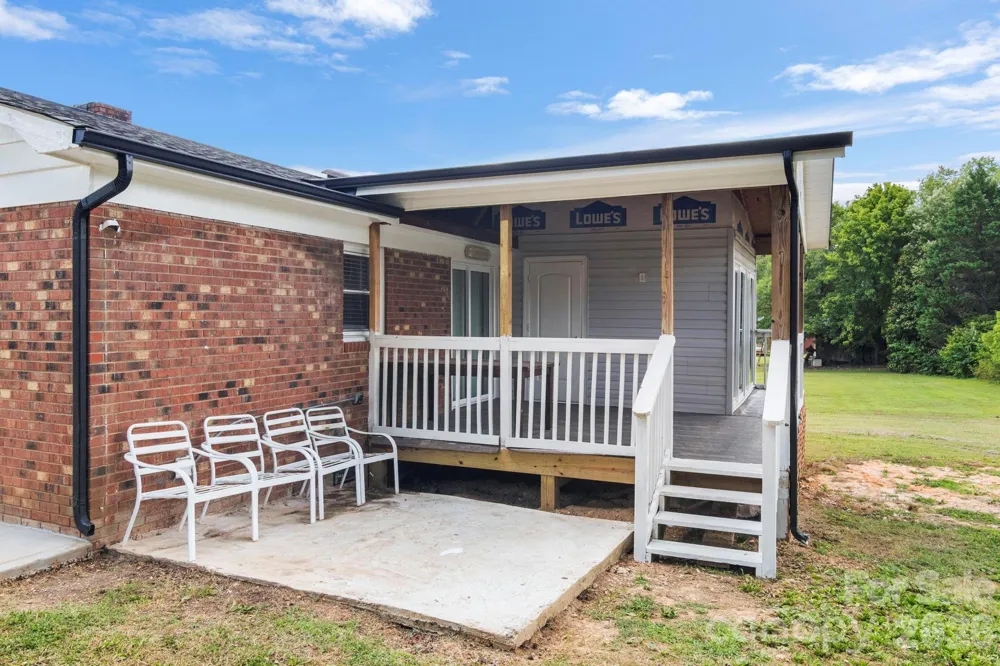 904 Long Street Oakboro, NC 28129