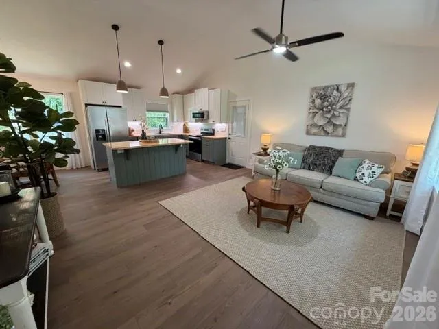 170 Clifton Avenue Bryson City, NC 28713