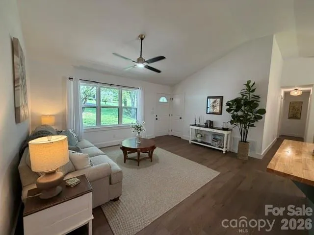 170 Clifton Avenue Bryson City, NC 28713