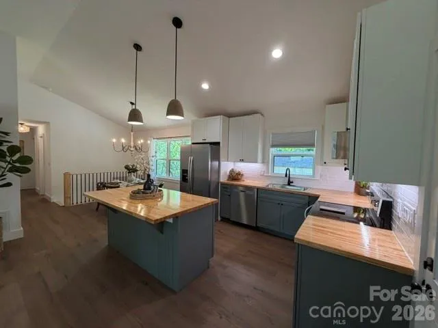 170 Clifton Avenue Bryson City, NC 28713