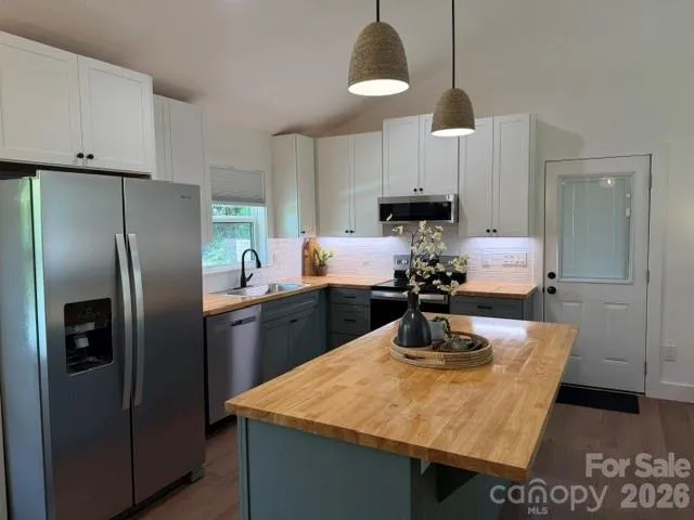 170 Clifton Avenue Bryson City, NC 28713