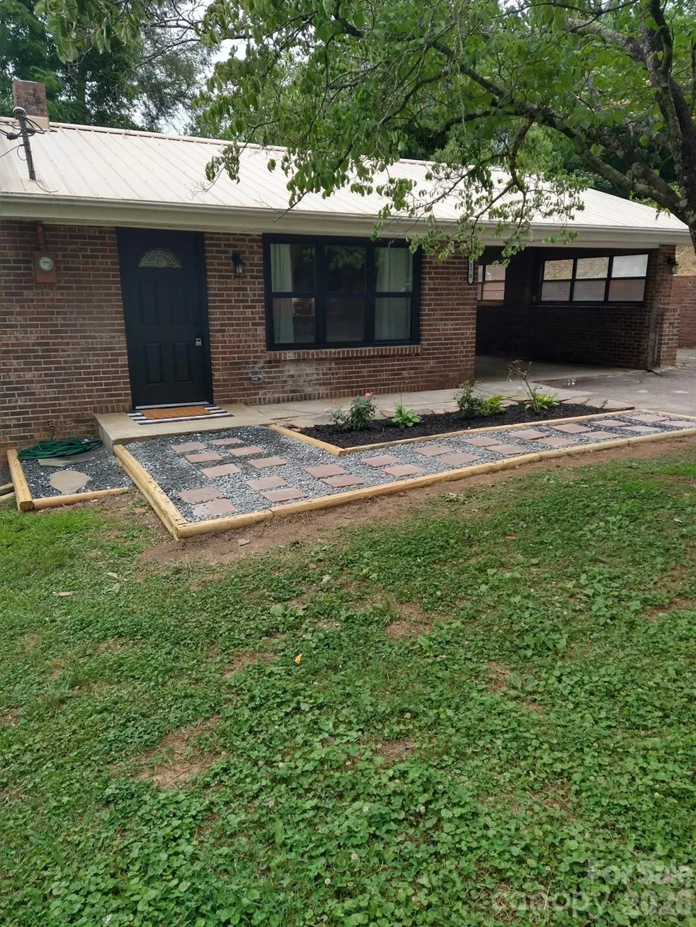 170 Clifton Avenue Bryson City, NC 28713