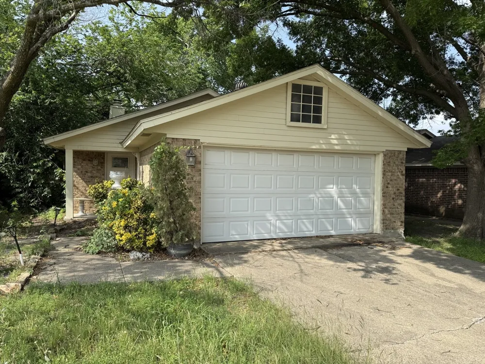 5120 Shoregate Square Garland, TX 75043