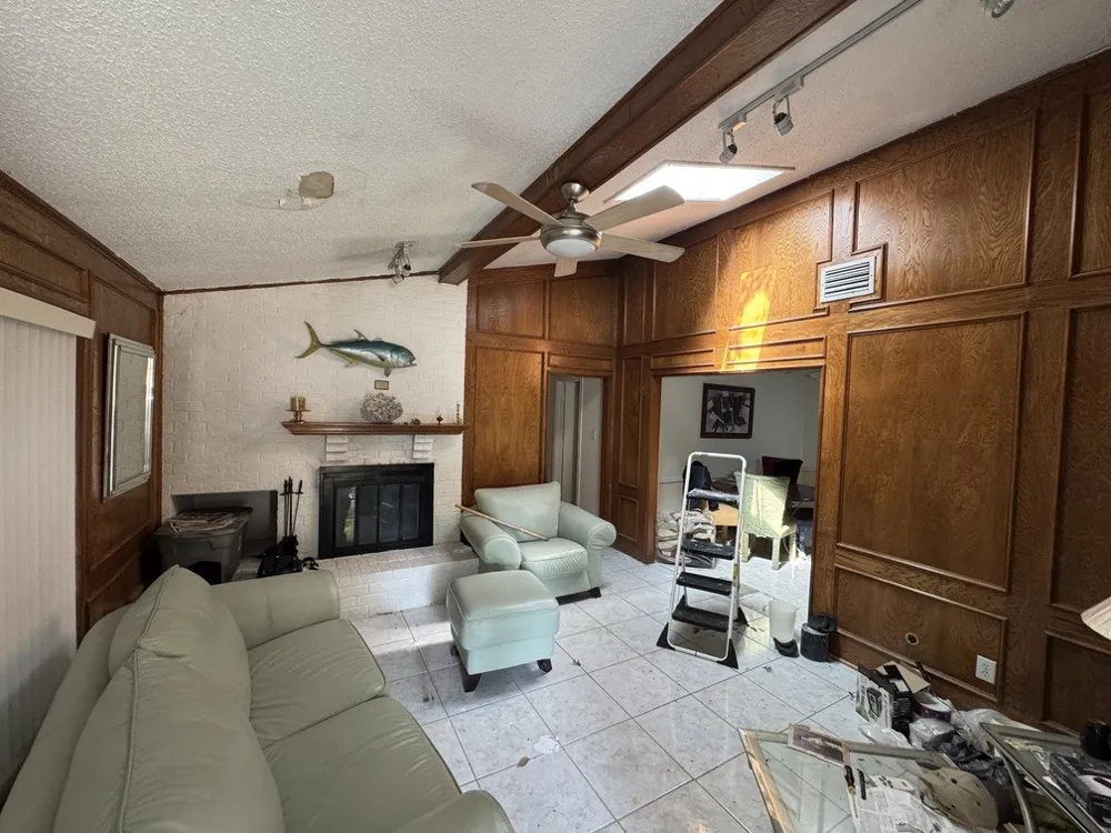 5120 Shoregate Square Garland, TX 75043