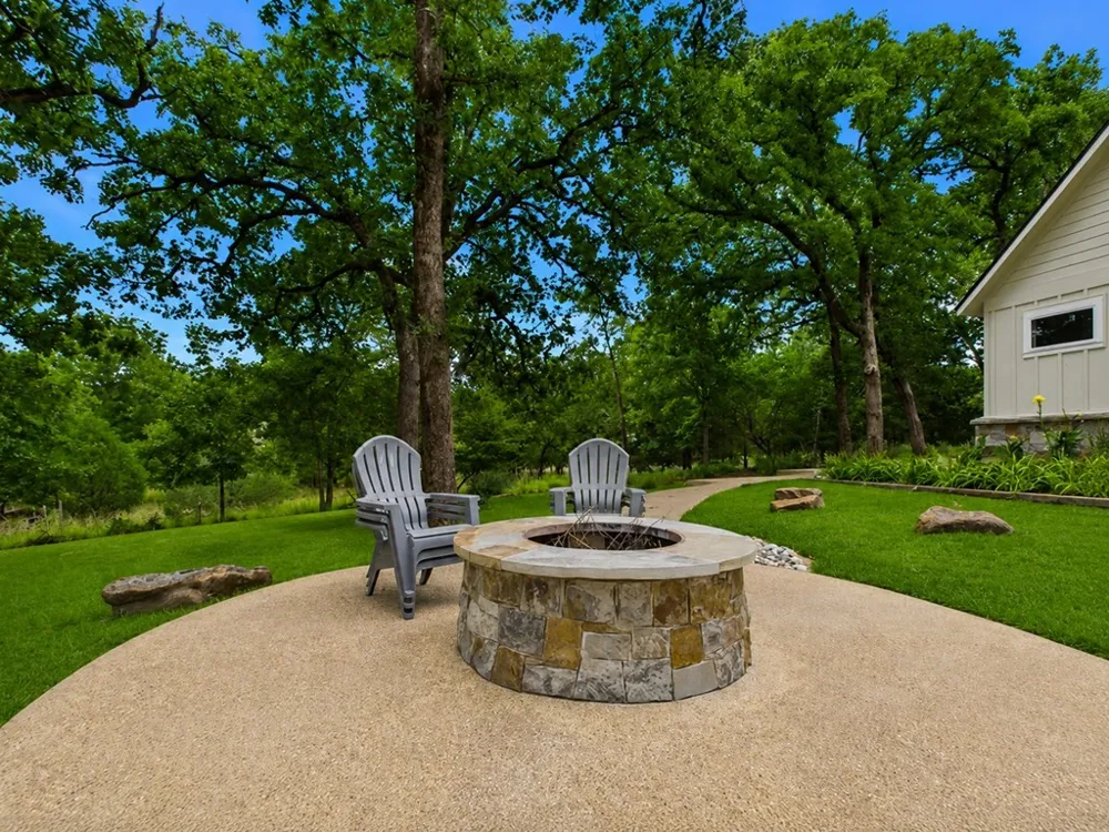 8307 Charlya Drive Athens, TX 75752